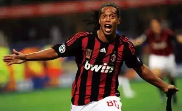 来自世界各 来自世界各